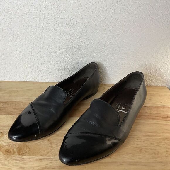 AGL Italy Women's Pointed Venetian Loafer Size 8,5 Black‎ Leather Slip On Loafer - Picture 2 of 12